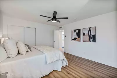 3728 E Sunnyside Drive, Phoenix, AZ 85028 - Photo 18