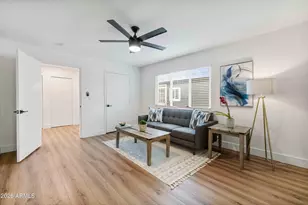 3728 E Sunnyside Dr, Phoenix, AZ 85028 - Photo 12