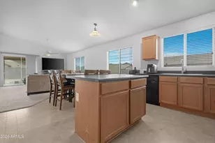 5312 S 29th Ln, Phoenix, AZ 85041 - Photo 12