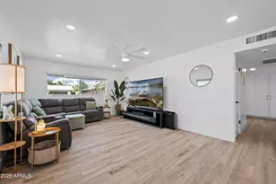 3221 E Andorra Dr, Phoenix, AZ 85032 - Photo 6