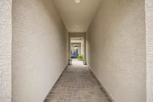 7637 S Barlow Dr, Gilbert, AZ 85298 - Photo 4