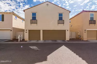 957 S Wallrade Lane, Gilbert, AZ 85296 - Photo 4