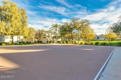957 S Wallrade Lane, Gilbert, AZ 85296 - Photo 30
