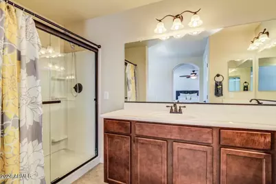957 S Wallrade Lane, Gilbert, AZ 85296 - Photo 2