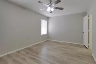11807 W Aster Dr, El Mirage, AZ 85335 - Photo 8