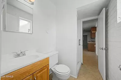 4201 N 49th Avenue, Phoenix, AZ 85031 - Photo 14