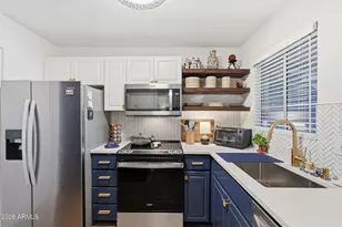 1880 E Morten Ave, Phoenix, AZ 85020 - Photo 10