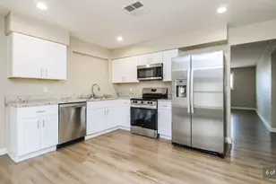 12214 N Escobar Way, Phoenix, AZ 85022 - Photo 6