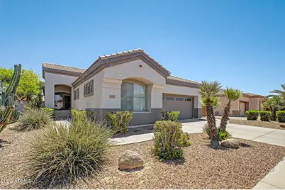 6823 S Pinehurst Drive, Gilbert, AZ 85298 - Photo 4