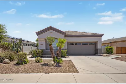6823 S Pinehurst Drive, Gilbert, AZ 85298 - Photo 2