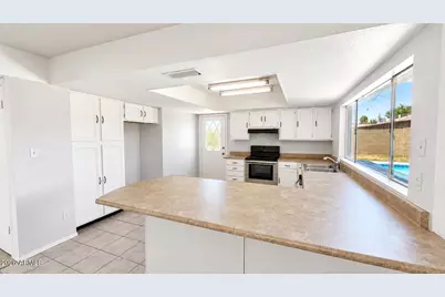 5208 W Shangri La Road, Glendale, AZ 85304 - Photo 14