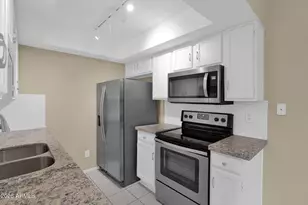5136 E Evergreen St, Mesa, AZ 85205 - Photo 14