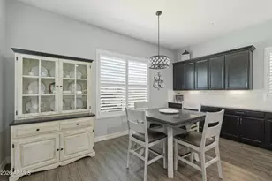 10131 W Avenida Del Rey, Peoria, AZ 85383 - Photo 18
