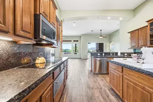 43811 N 18th St, New River, AZ 85087 - Photo 30