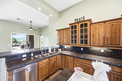 43811 N 18th Street, New River, AZ 85087 - Photo 30