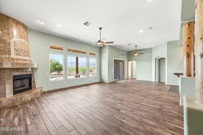 43811 N 18th Street, New River, AZ 85087 - Photo 18