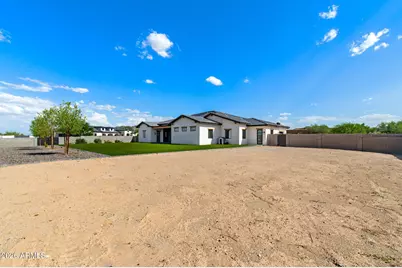 11186 W Dove Roost Road, Queen Creek, AZ 85144 - Photo 12