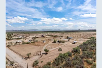 50809 N 439th Avenue, Wickenburg, AZ 85390 - Photo 2