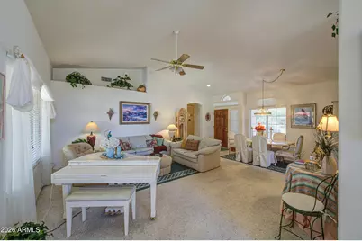 18627 N 84th Drive, Peoria, AZ 85382 - Photo 8
