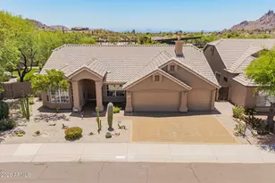 11217 E Hedgehog Pl, Scottsdale, AZ 85262 - Photo 2