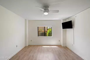10330 W Thunderbird Blvd, Sun City, AZ 85351 - Photo 14