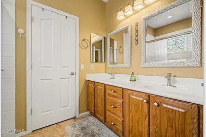 923 E Waterview Place, Chandler, AZ 85249 - Photo 16
