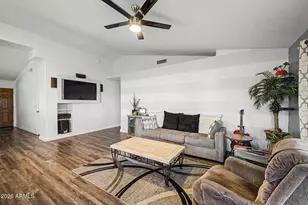 1863 S Spartan St, Gilbert, AZ 85233 - Photo 8