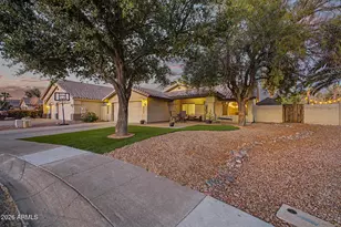 1863 S Spartan St, Gilbert, AZ 85233 - Photo 2