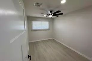 18212 N 43rd Pl, Phoenix, AZ 85032 - Photo 14