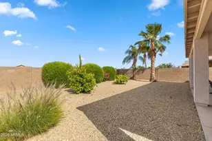 18273 N Canal Dr, Surprise, AZ 85374 - Photo 26