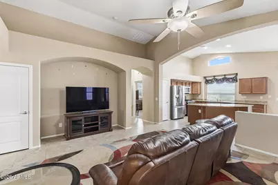 18273 N Canal Drive, Surprise, AZ 85374 - Photo 4
