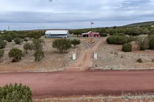 5 Co Rd 3171 --, Vernon, AZ 85940 - Photo 2