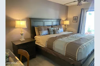 9734 W Kerry Lane, Peoria, AZ 85382 - Photo 8