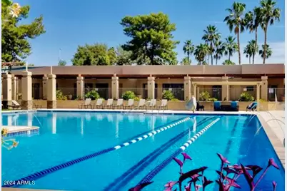 9734 W Kerry Lane, Peoria, AZ 85382 - Photo 32