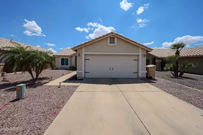 11301 W Golden Lane, Peoria, AZ 85345 - Photo 2