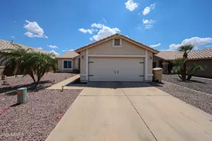 11301 W Golden Ln, Peoria, AZ 85345 - Photo 2