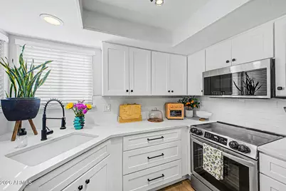 2455 E Broadway Road #65, Mesa, AZ 85204 - Photo 2