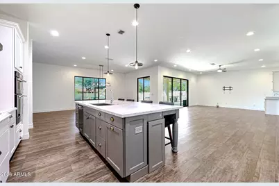 4310 E Kings Avenue, Phoenix, AZ 85032 - Photo 8