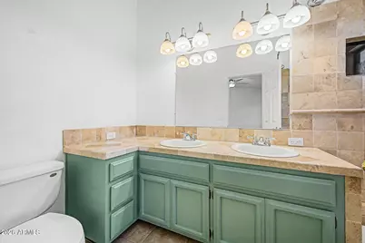 2518 E Shaw Butte Drive, Phoenix, AZ 85028 - Photo 14