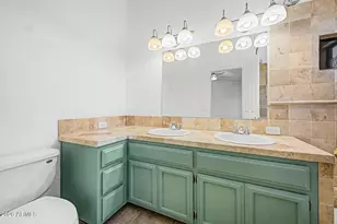 2518 E Shaw Butte Dr, Phoenix, AZ 85028 - Photo 14