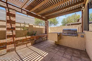 2518 E Shaw Butte Dr, Phoenix, AZ 85028 - Photo 10