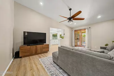 4633 E Redfield Road, Phoenix, AZ 85032 - Photo 8