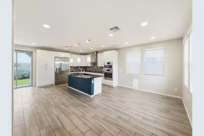 2345 W Gloria Lane, Phoenix, AZ 85085 - Photo 4