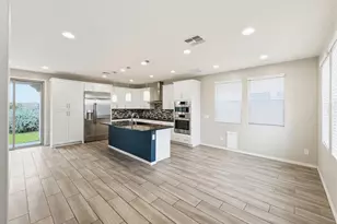 2345 W Gloria Ln, Phoenix, AZ 85085 - Photo 4