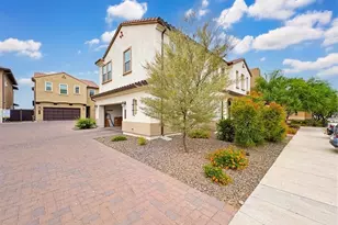 2345 W Gloria Ln, Phoenix, AZ 85085 - Photo 1