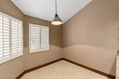 735 E Gardenia Drive, Phoenix, AZ 85020 - Photo 10
