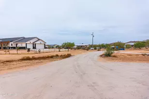 18633 W Rustler Rd, Buckeye, AZ 85326 - Photo 48