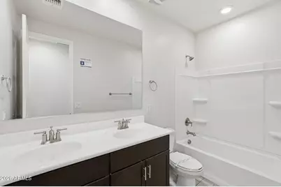 5533 W Walatowa Street, Phoenix, AZ 85041 - Photo 30