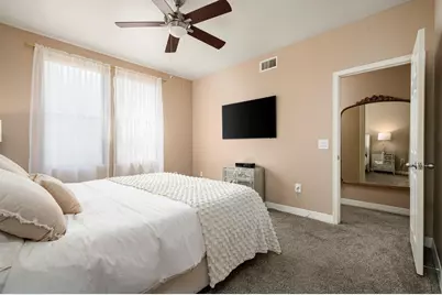 20100 N 78th Place #2090, Scottsdale, AZ 85255 - Photo 4