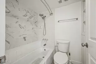 5102 N 31st Pl, Phoenix, AZ 85016 - Photo 22